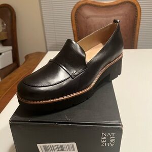 NEW Naturalizer Women's‎ Black Leather Darry Platform Loafer Size 12W